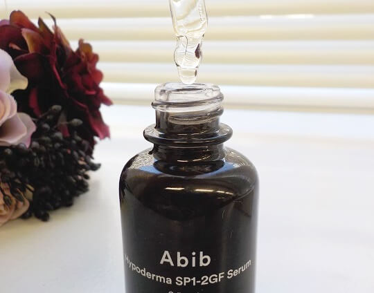 Abib（アビブ）ハイポドマ セラム セル リペア​ SP1-2GF(EGF+FGF) のテクスチャー・色・香り